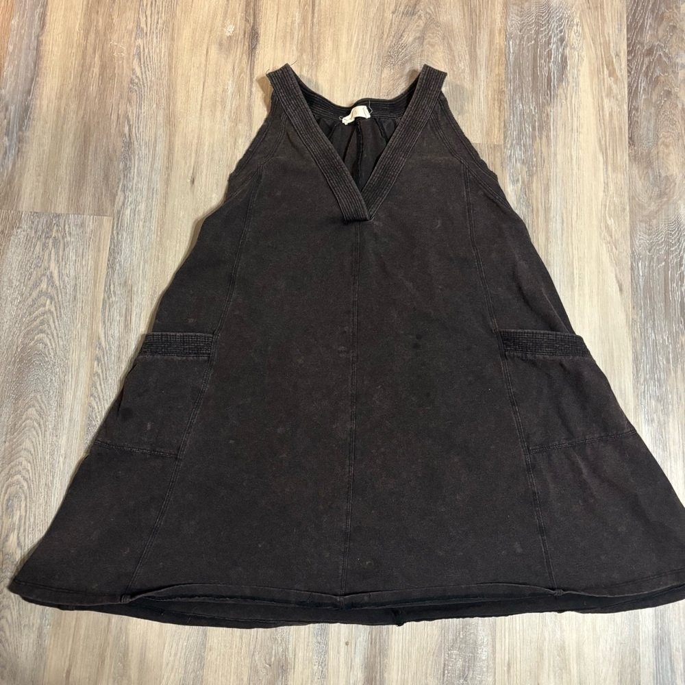 Short charcoal dress size small with pockets